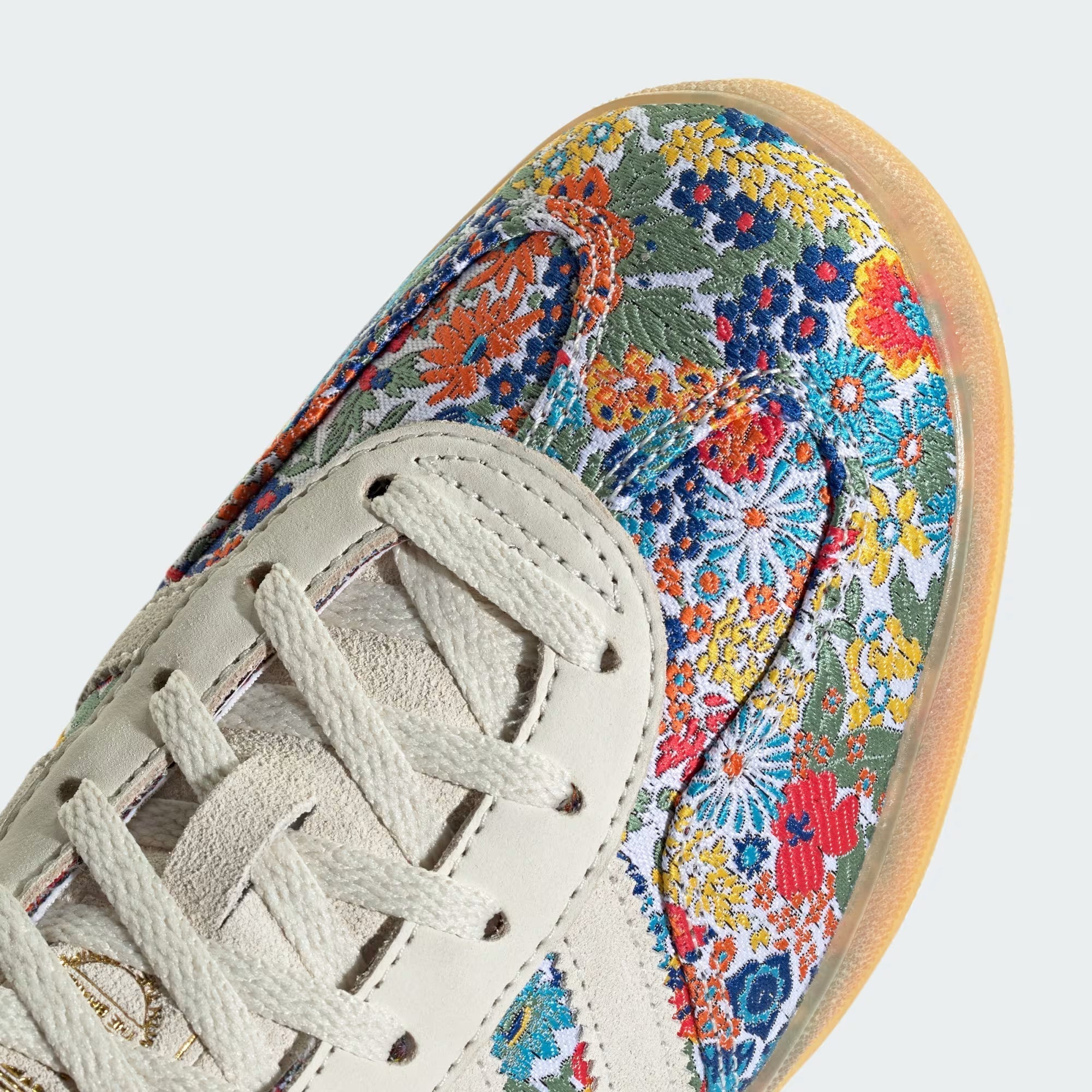 Gazelle Indoor x Liberty London – Floral Embroidery